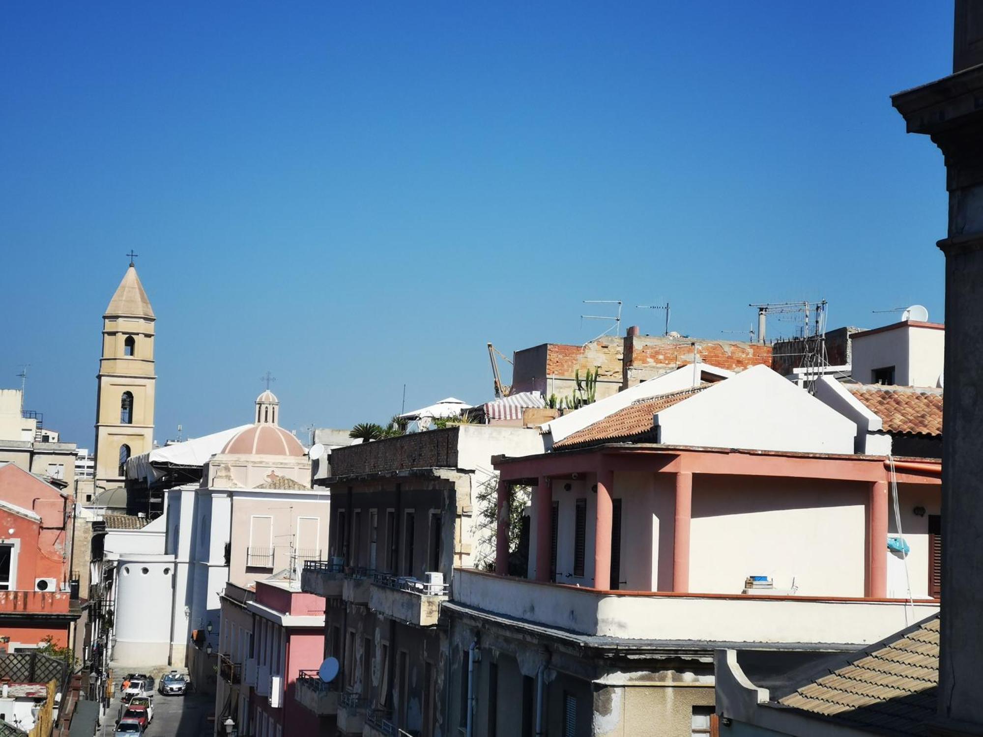 Chafbius Bed & Breakfast Cagliari Oda fotoğraf